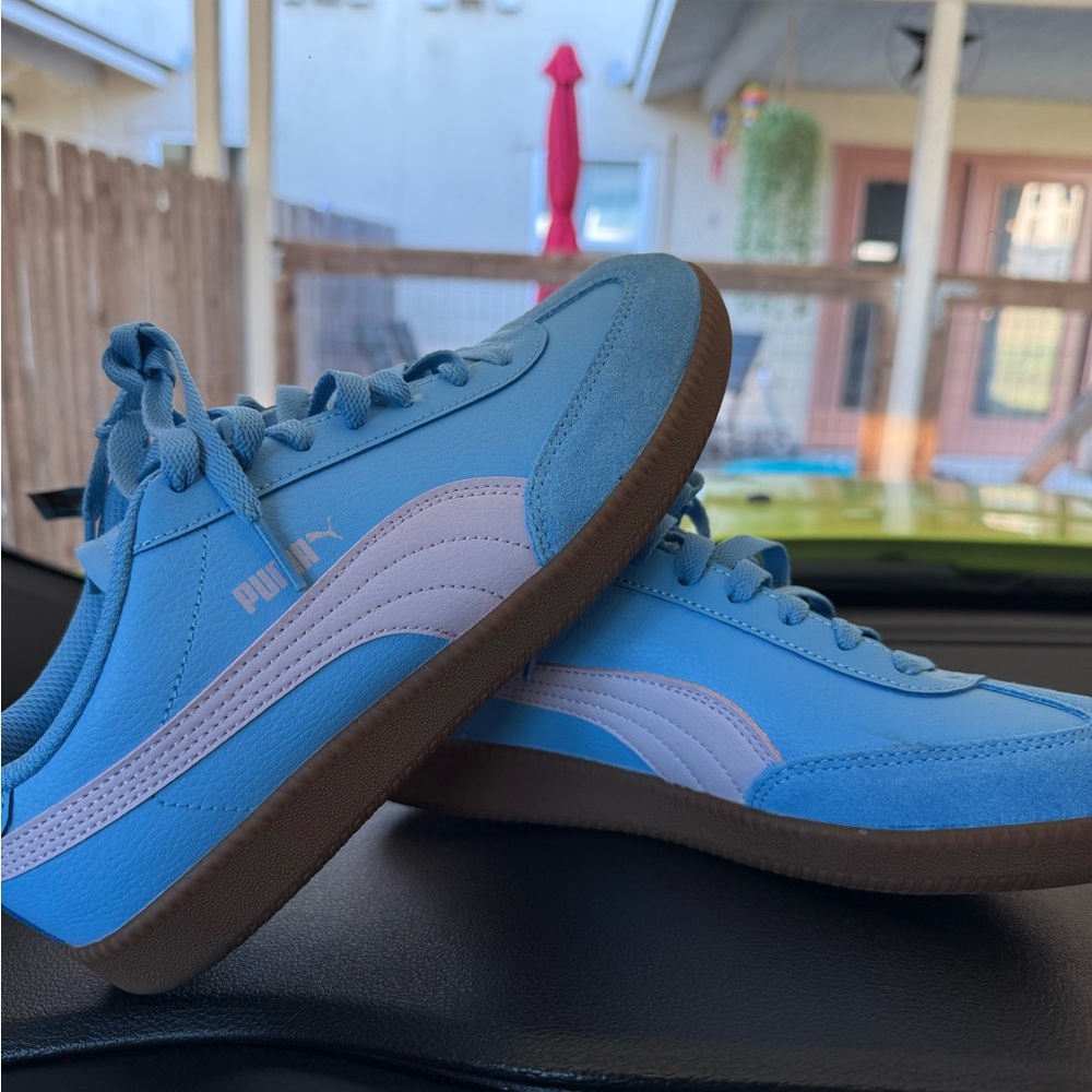 Women’s PUMA sneakers Sky Blue🔥🔥🔥